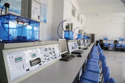 華園vlog03 | 學姐帶你逛專業之電子通信工程學院